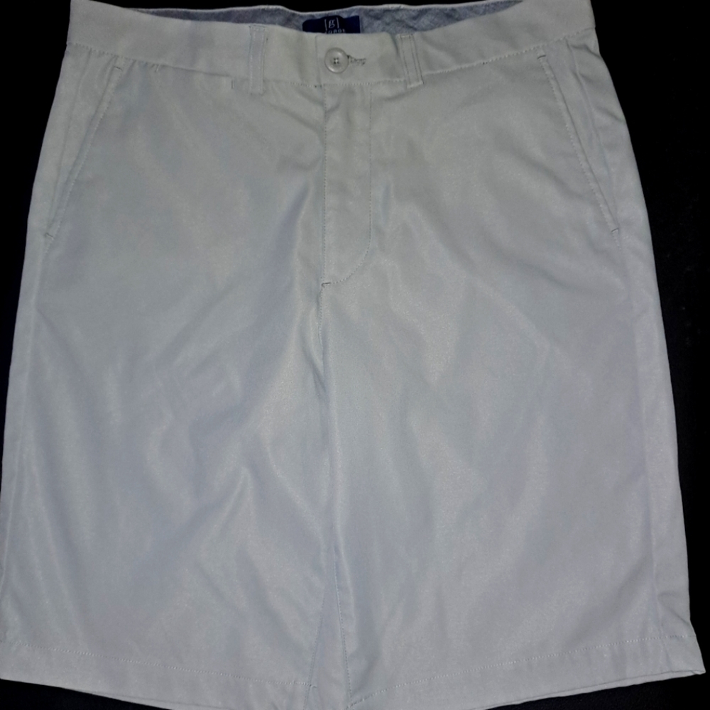 Men's shorts size 30 light gray in color